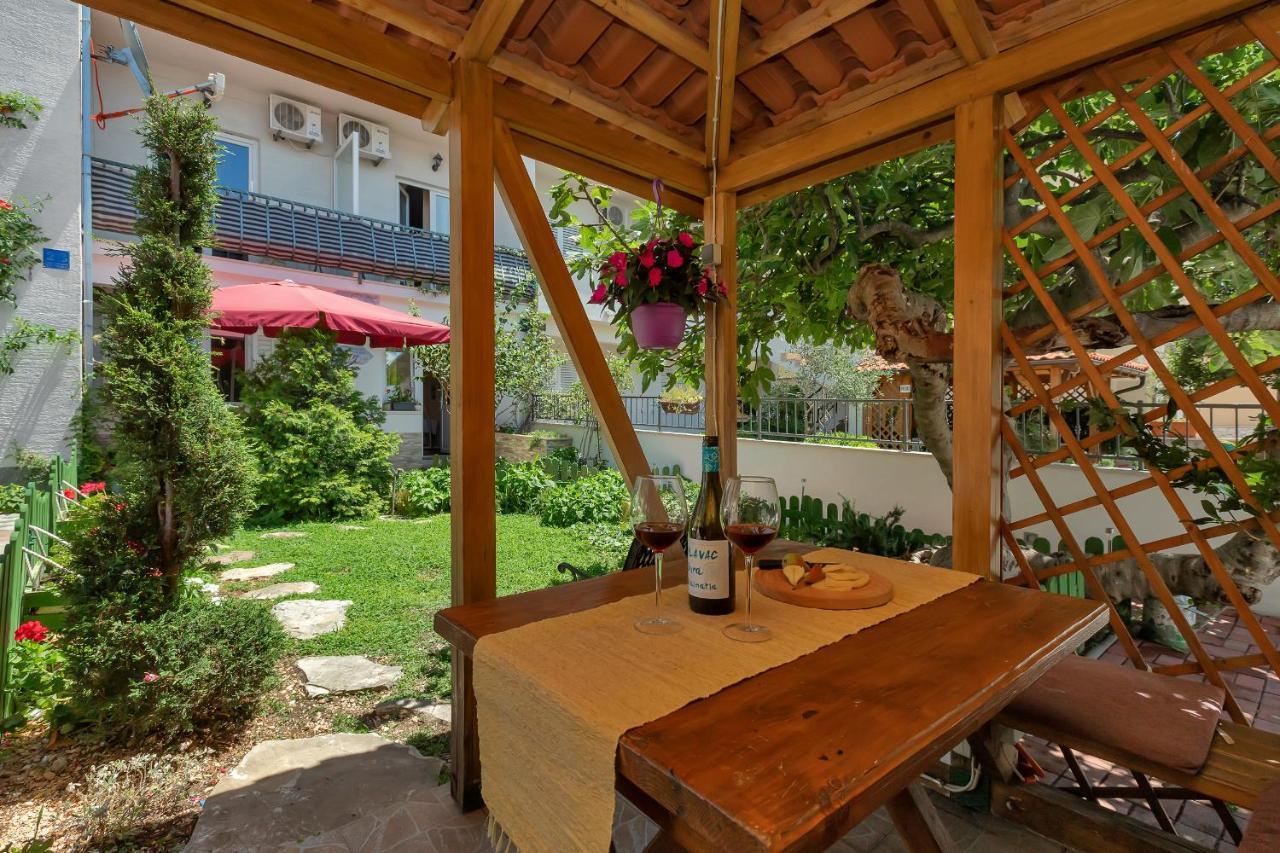 Apartmani Luna Baška Voda Dış mekan fotoğraf