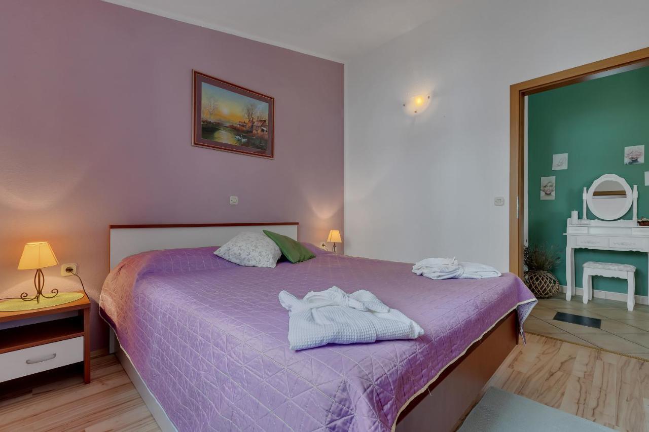 Apartmani Luna Baška Voda Dış mekan fotoğraf