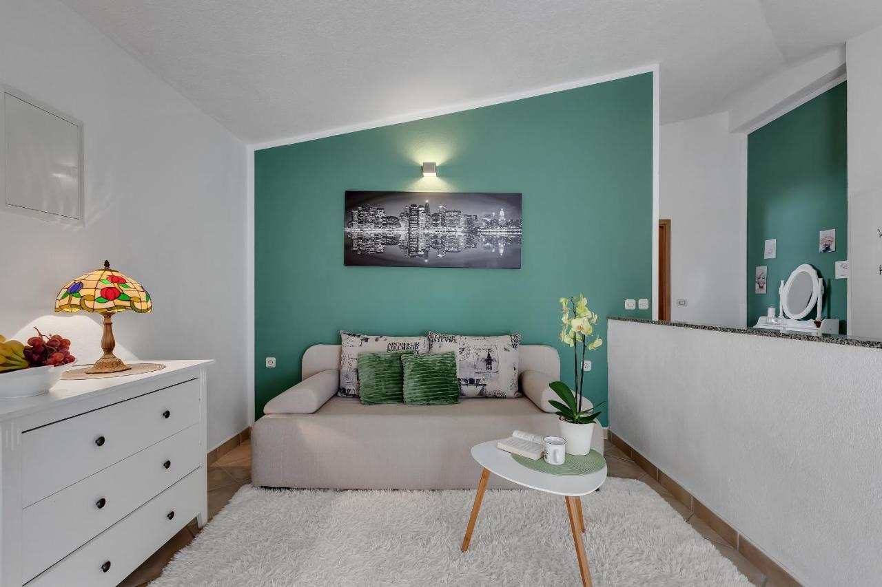 Apartmani Luna Baška Voda Dış mekan fotoğraf