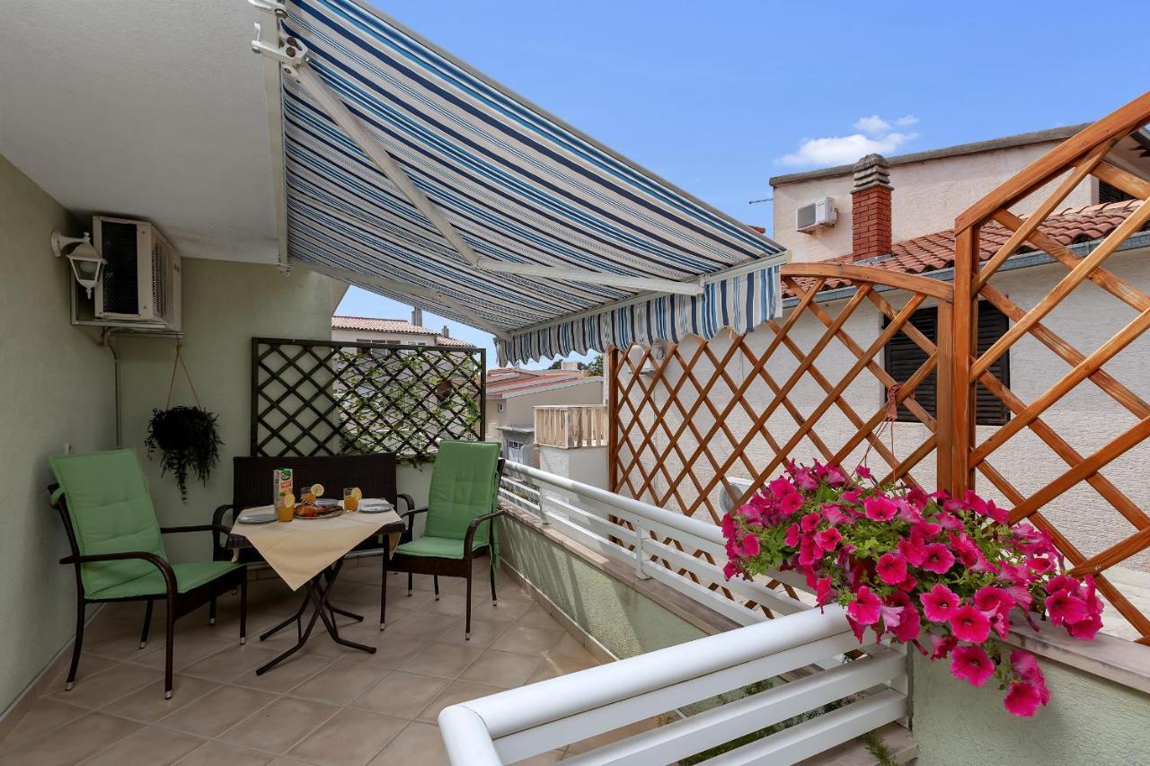 Apartmani Luna Baška Voda Dış mekan fotoğraf