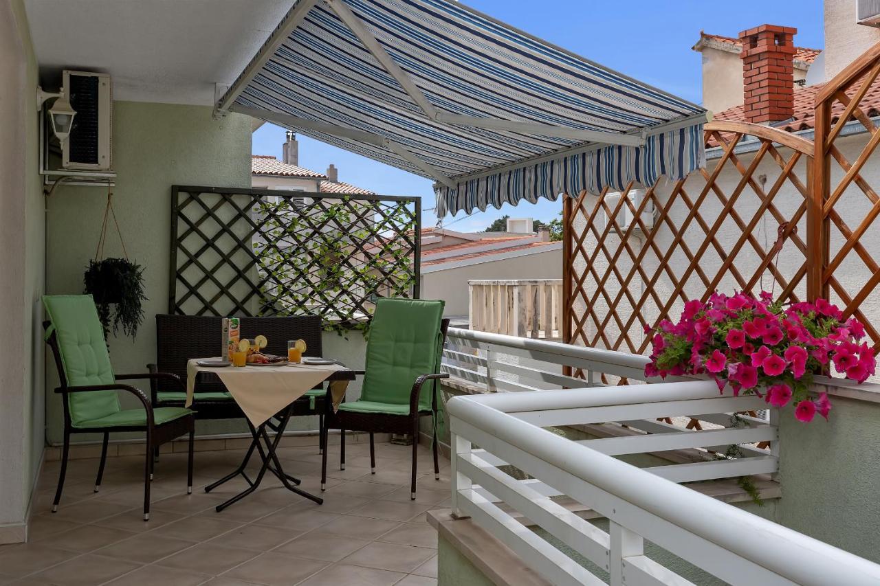 Apartmani Luna Baška Voda Dış mekan fotoğraf
