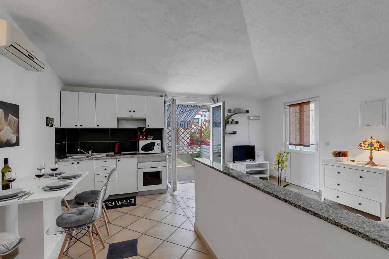 Apartmani Luna Baška Voda Dış mekan fotoğraf