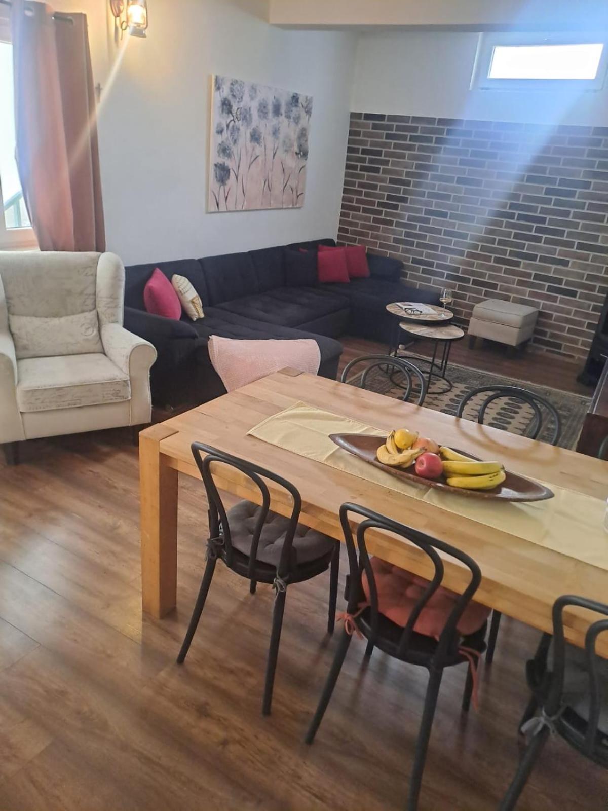 Apartmani Luna Baška Voda Dış mekan fotoğraf
